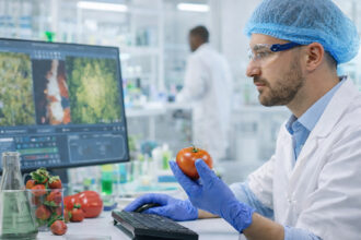 kontrola jakości żywności na linii produkcyjnej