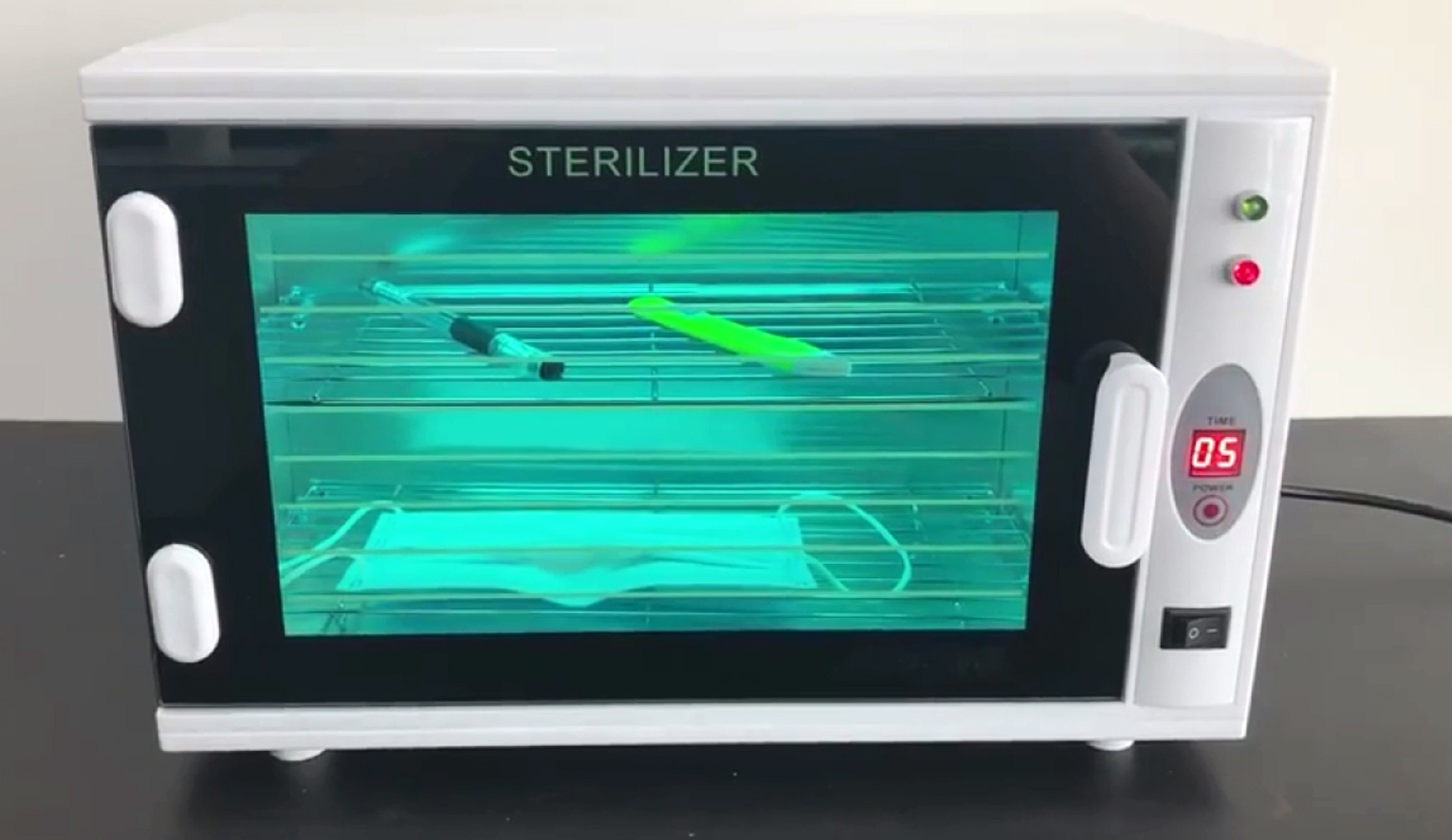 Norma określa zasady sterylizacji i higieny narzędzi kosmetycznych w salonach kosmetycznych